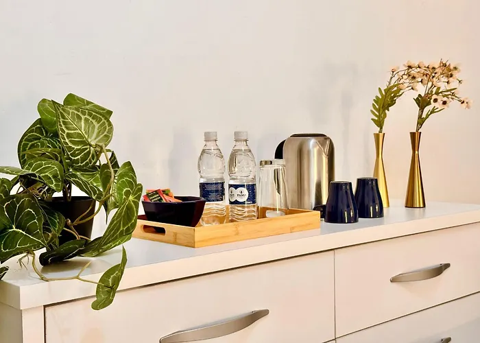 Modern Shared - St Julian's 아파트