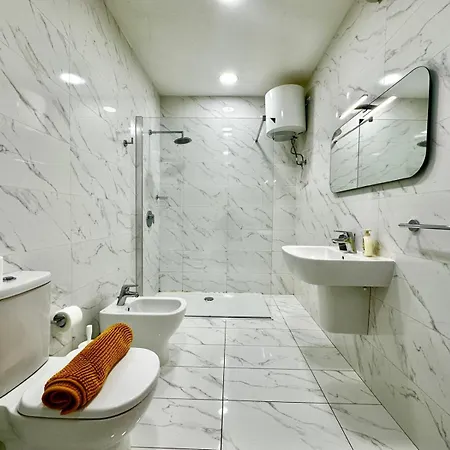 Modern Shared - St Julian's Apartment San Ġiljan