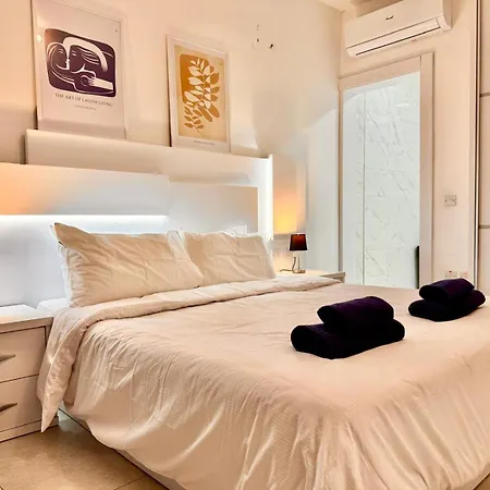 Modern Shared - St Julian's Apartment