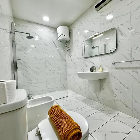 Modern Shared - St Julian's Apartment *