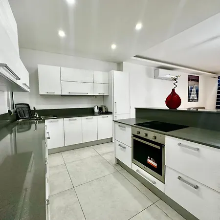 Modern Shared - St Julian's