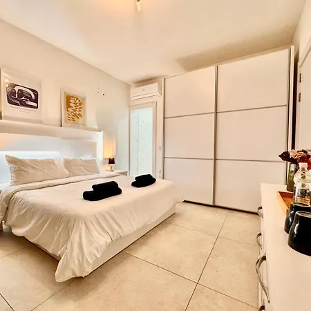 Modern Shared - St Julian's *